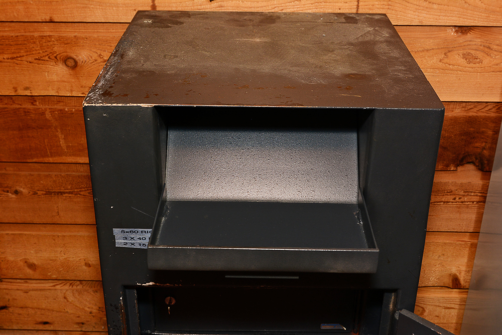 AMSEC Drop Deposit Safe