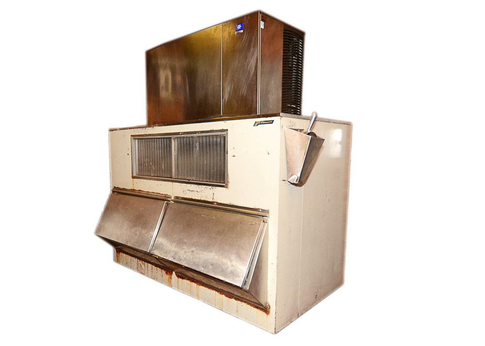 Manitowoc Commercial Ice Make and Follett Storage Bin
