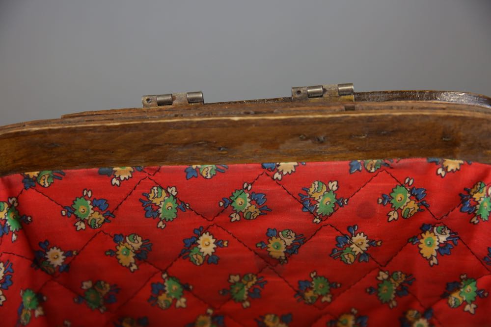 Vintage Picnic Basket Purse