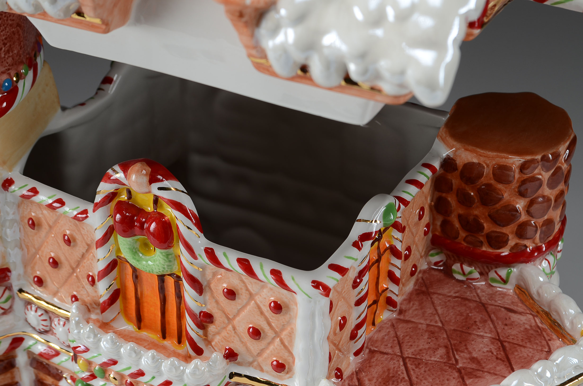 Christopher Radko Gingerbread Spectacular Cookie Jar