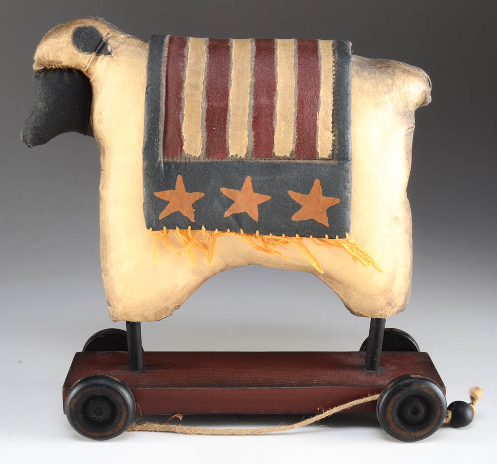 Small Assortment of Folk Art Décor