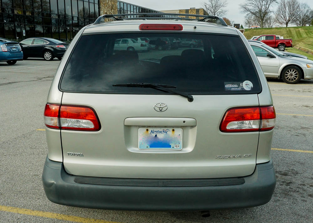 2003 Toyota Sienna Minivan