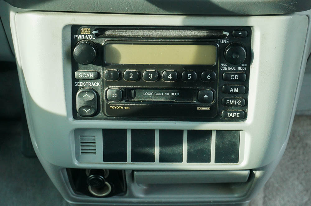 2003 Toyota Sienna Minivan