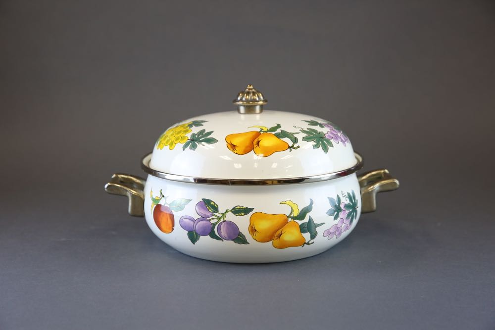 Williams-Sonoma Baking Stone and Two Cooking Pots