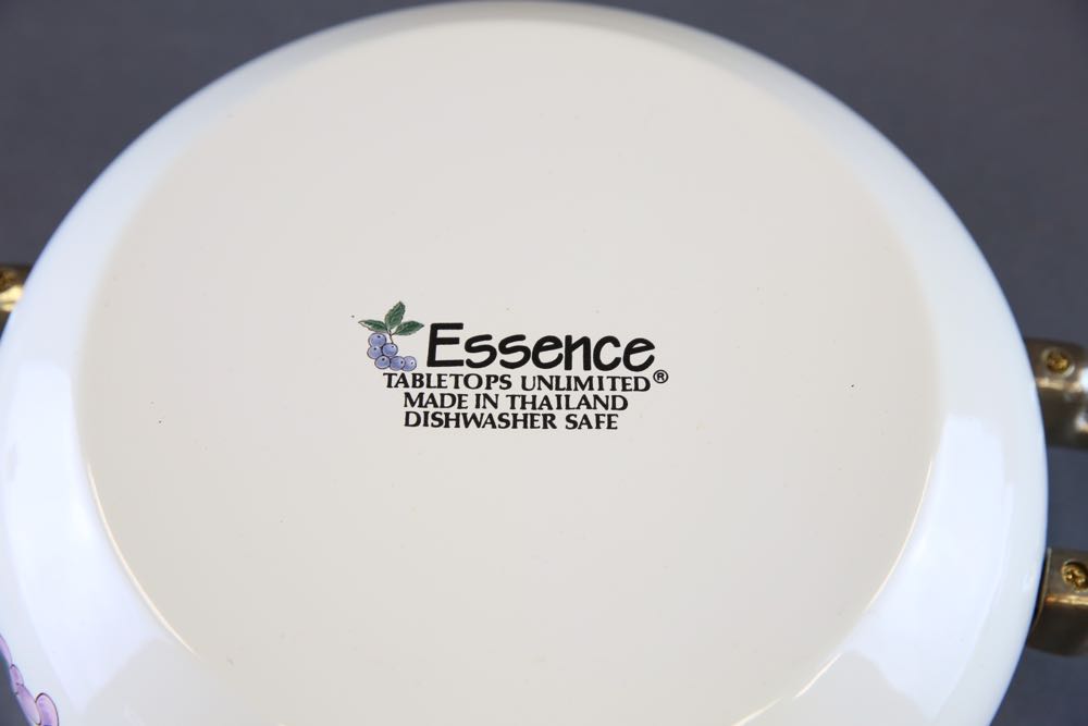 Williams-Sonoma Baking Stone and Two Cooking Pots