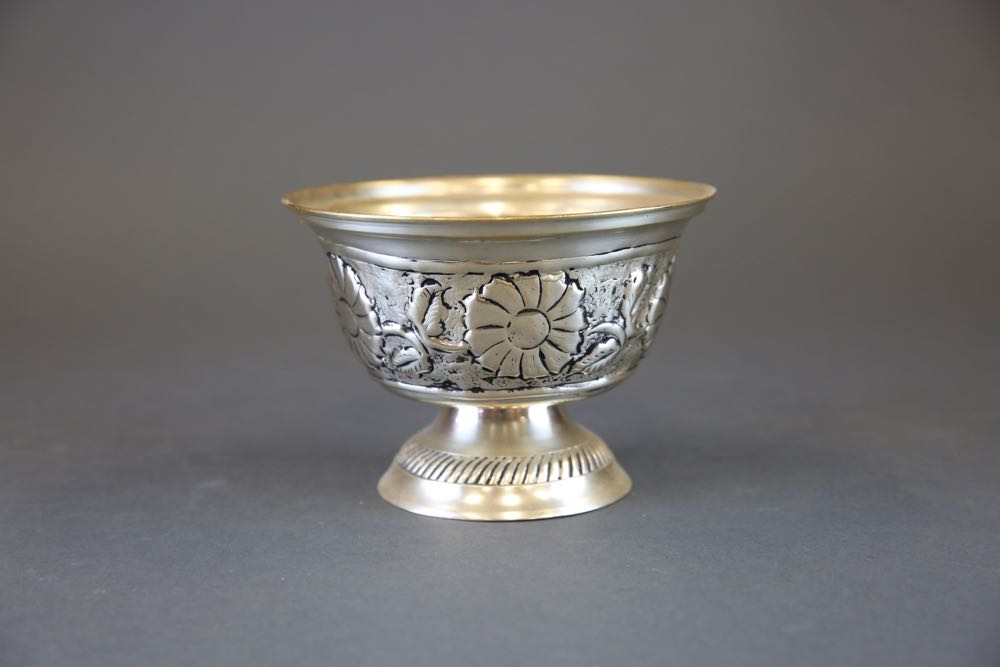 Assortment of Metal Decorative Items