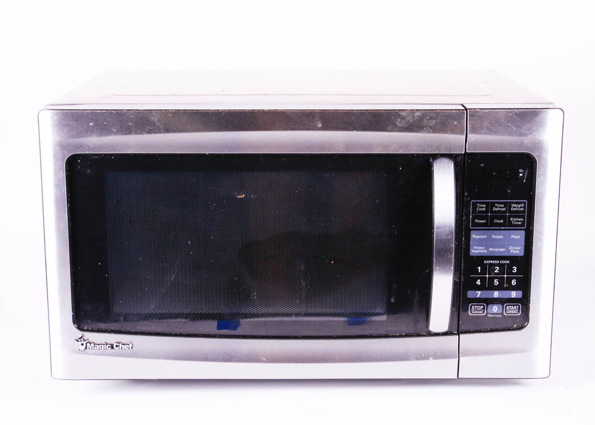 Magic Chef Countertop Microwave