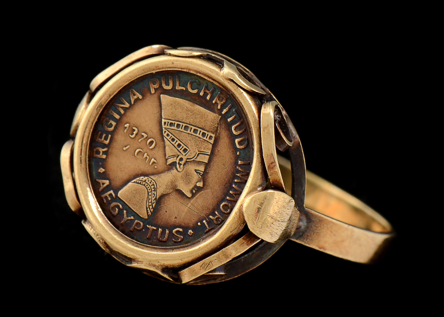 8K Yellow Gold Egyptian Revival Neferetti Coin Ring