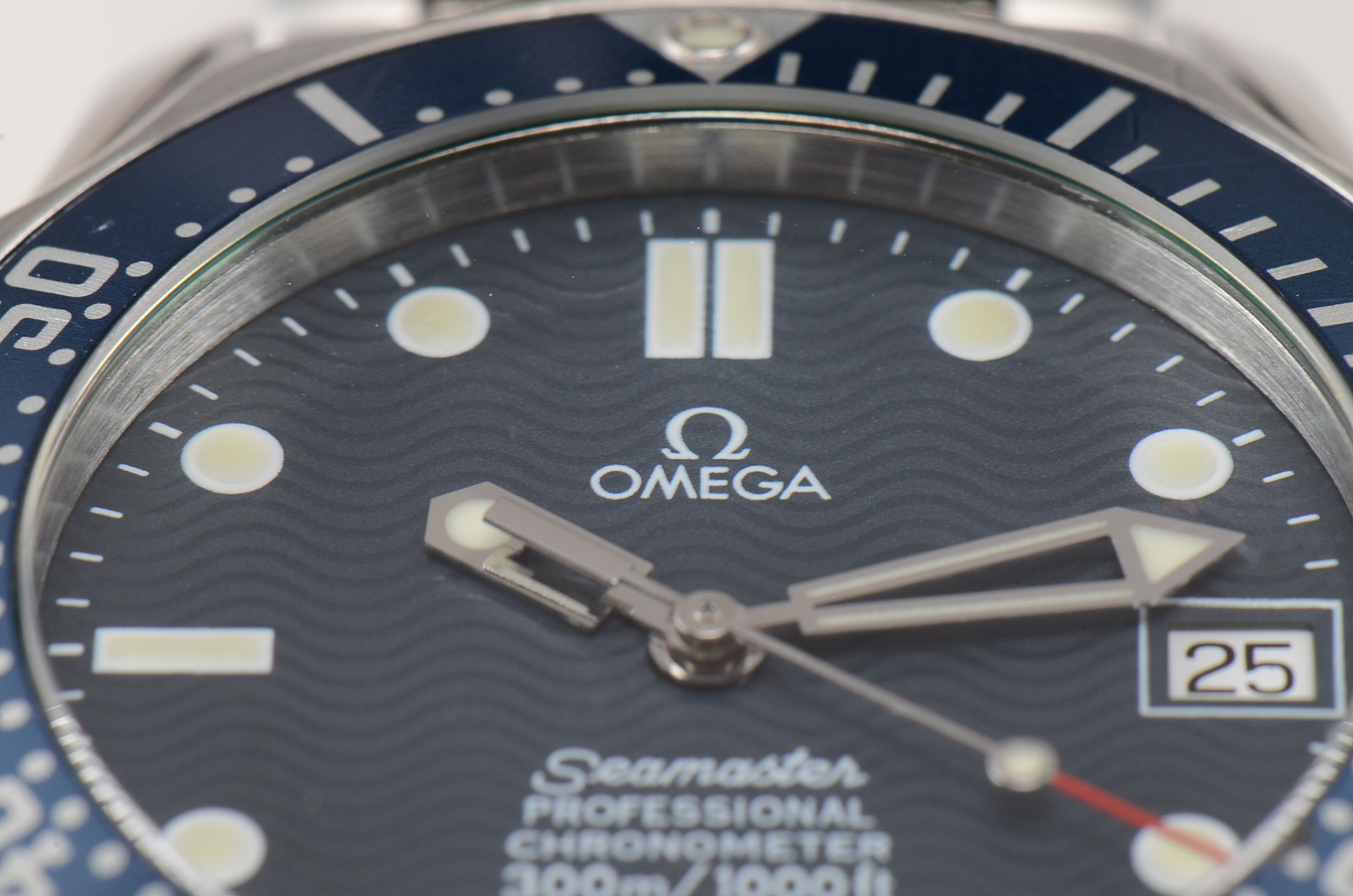 Omega Seamaster Professional Mid Size Automatic Blue James Bond