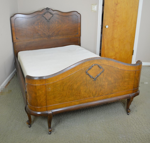 Antique Walnut Double Bed with Curved Footboard