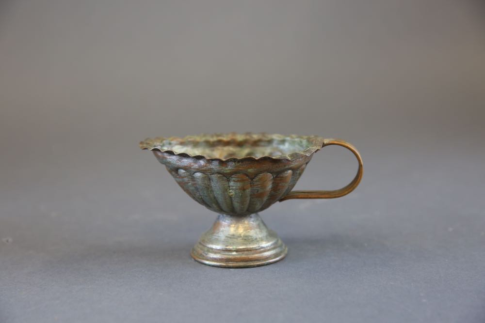 Assorted Small Decorative Items