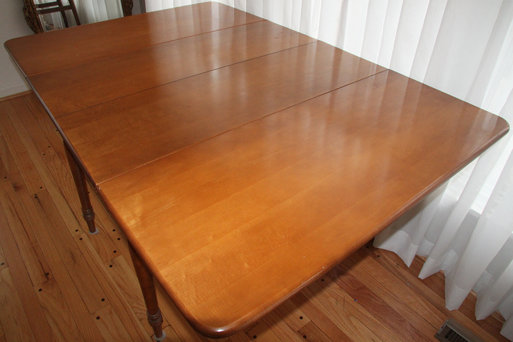 Antique St. Johns Table Company Maple Drop Leaf Table