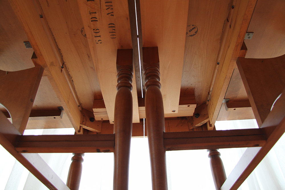 Antique St. Johns Table Company Maple Drop Leaf Table