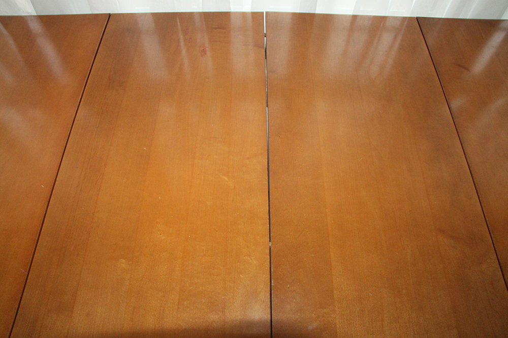 Antique St. Johns Table Company Maple Drop Leaf Table