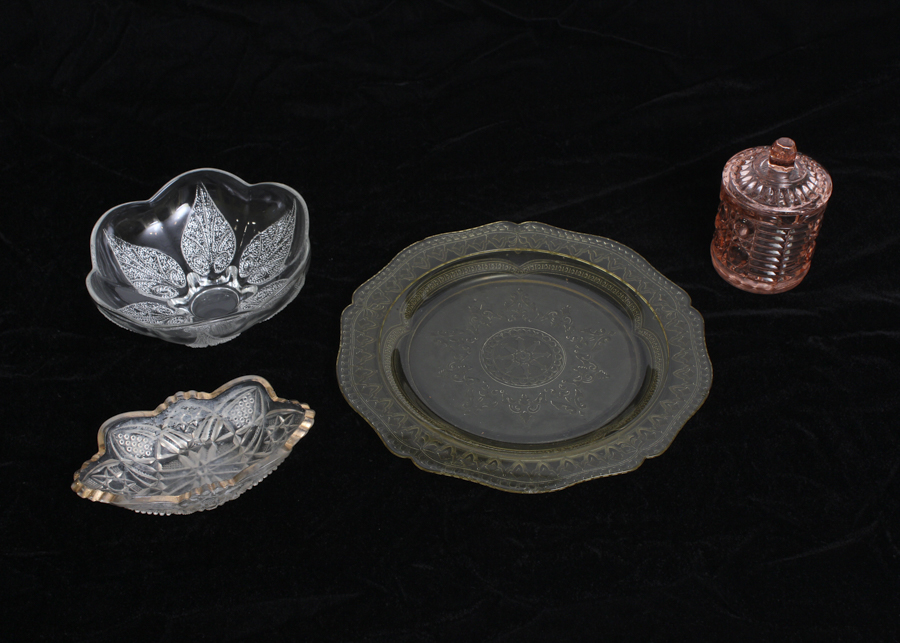 Colored Glass Decorative Dishware