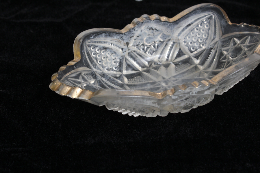 Colored Glass Decorative Dishware