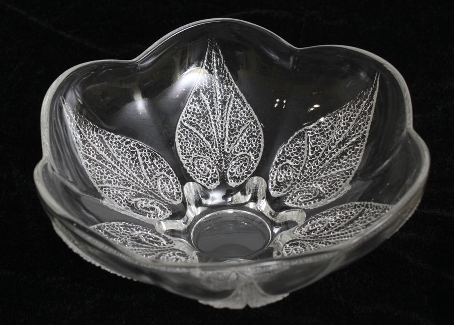 Colored Glass Decorative Dishware