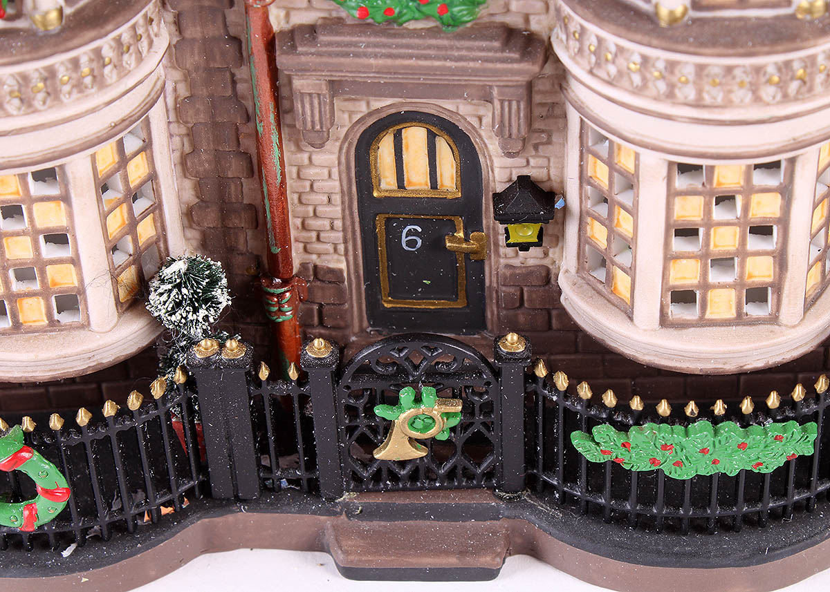 Department 56 Heritage Village Dickens' Village Series Apartments