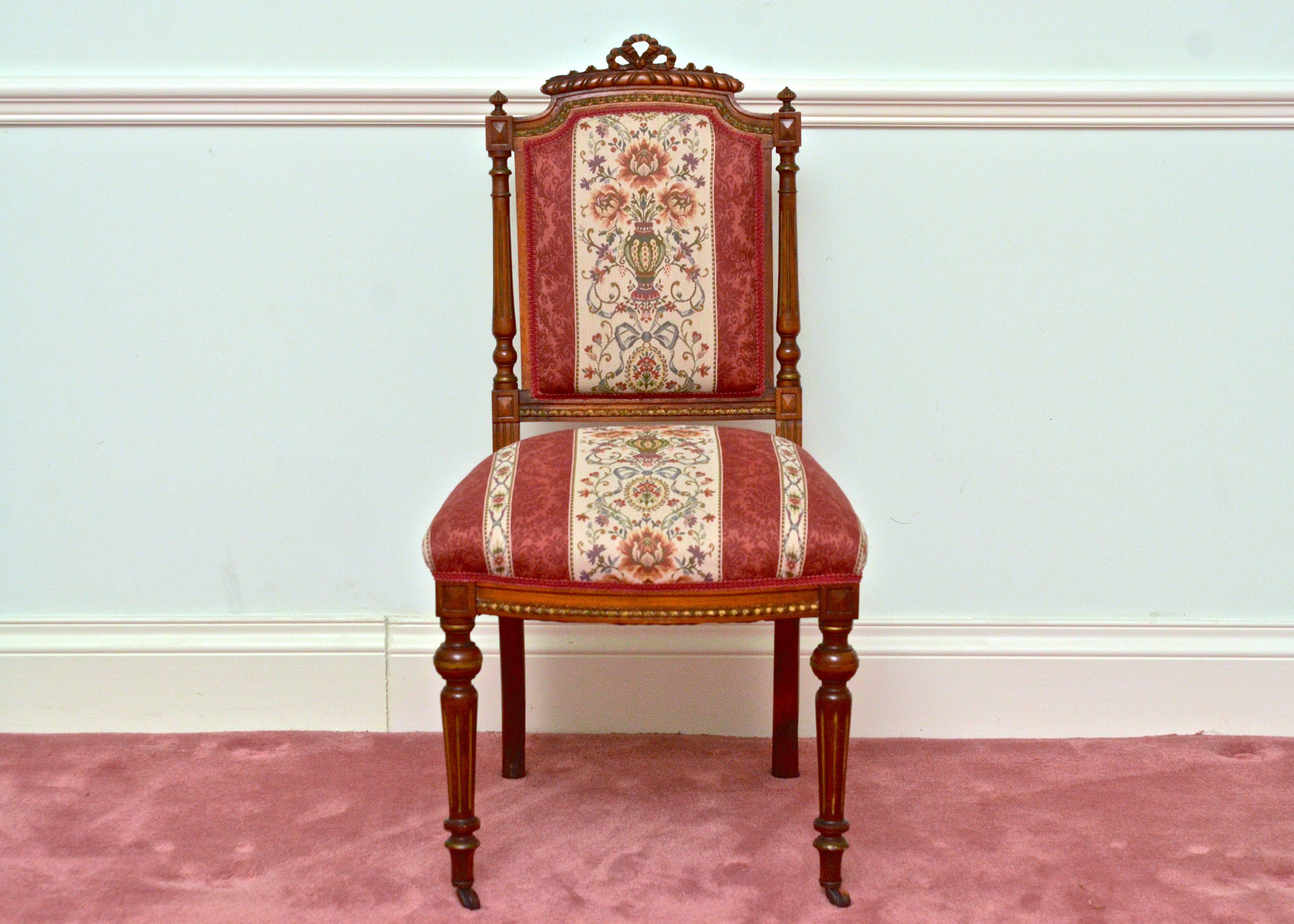 Victorian Renaissance Revival Parlor Chair