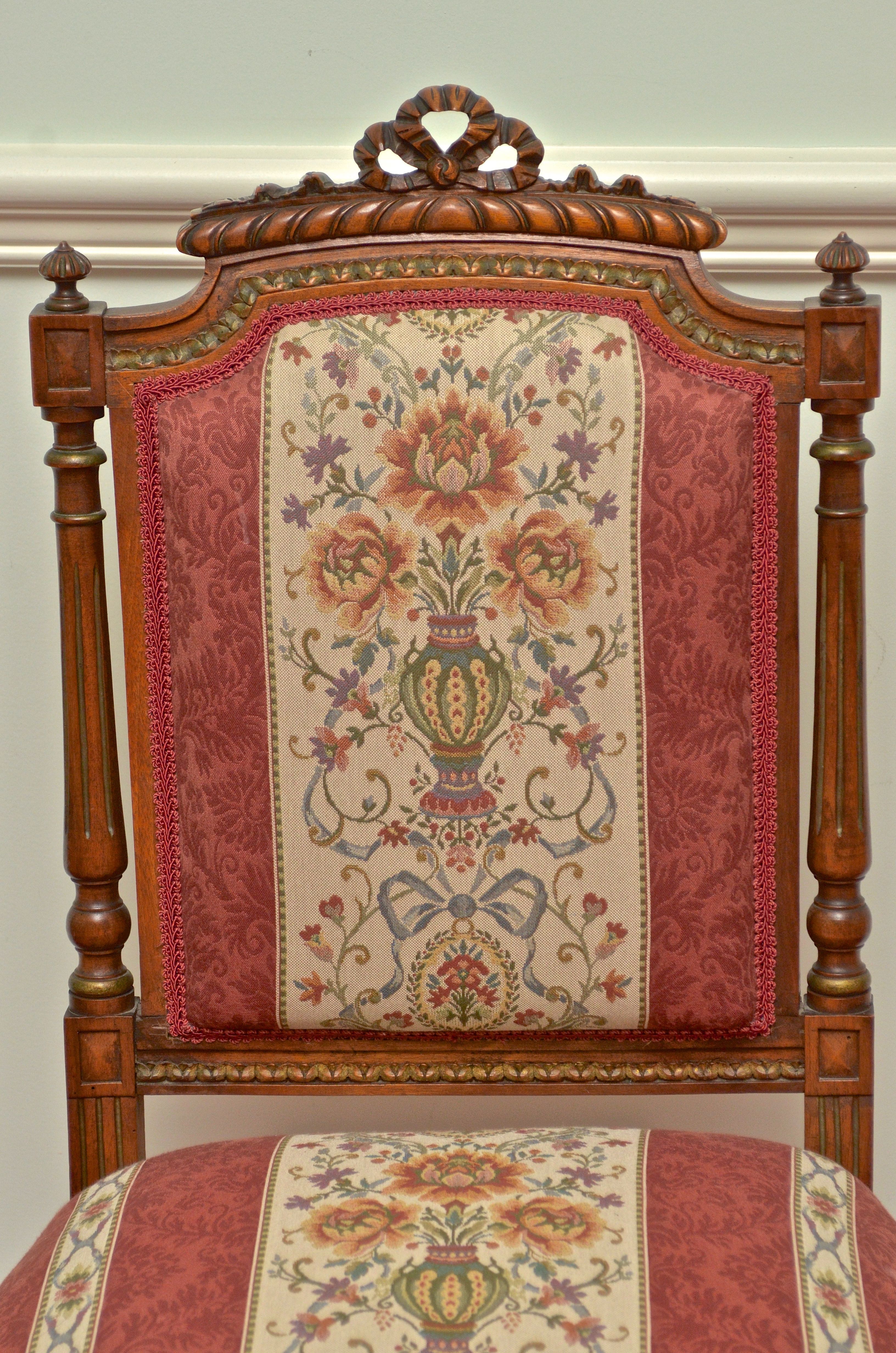 Victorian Renaissance Revival Parlor Chair