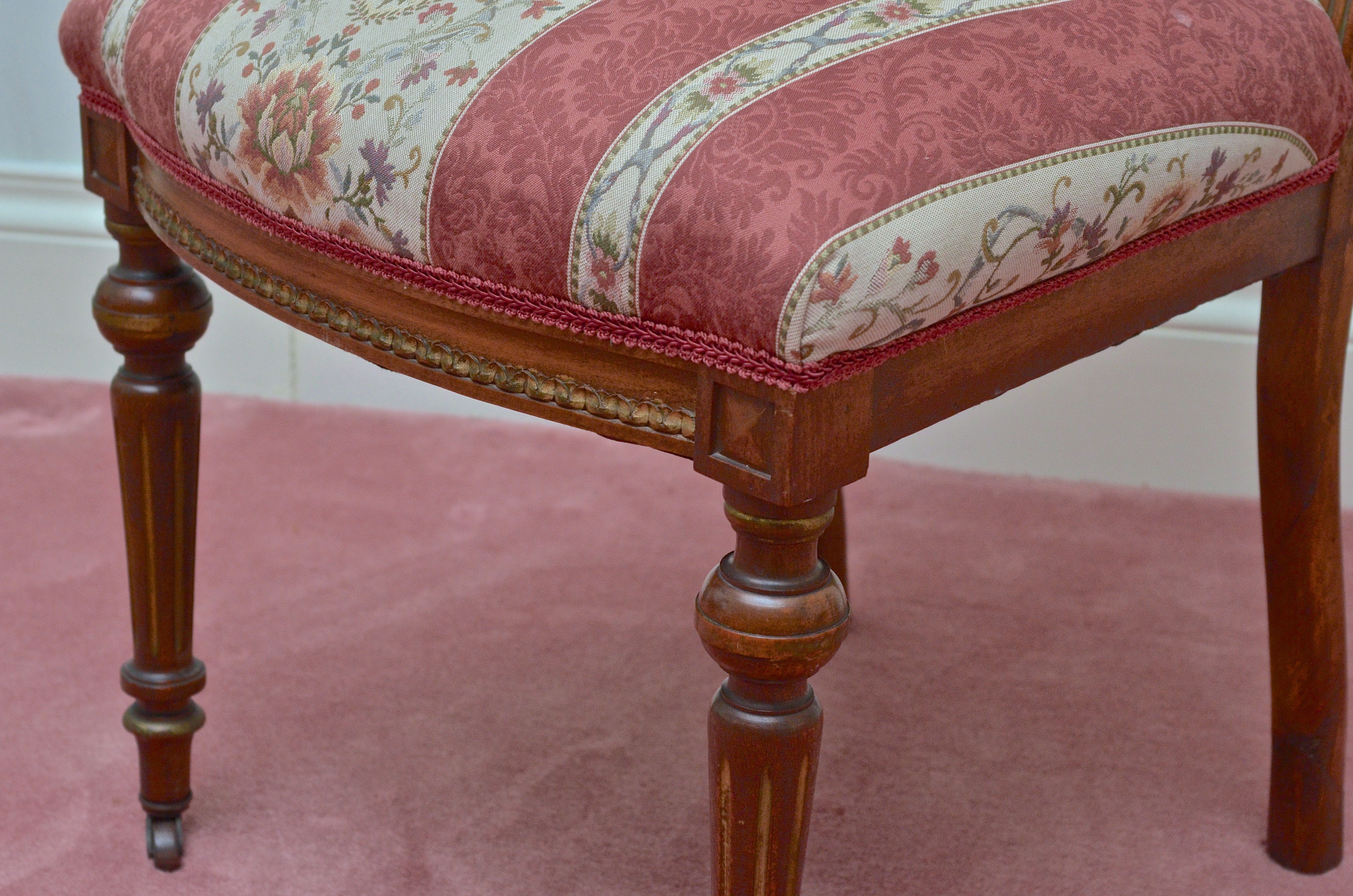 Victorian Renaissance Revival Parlor Chair
