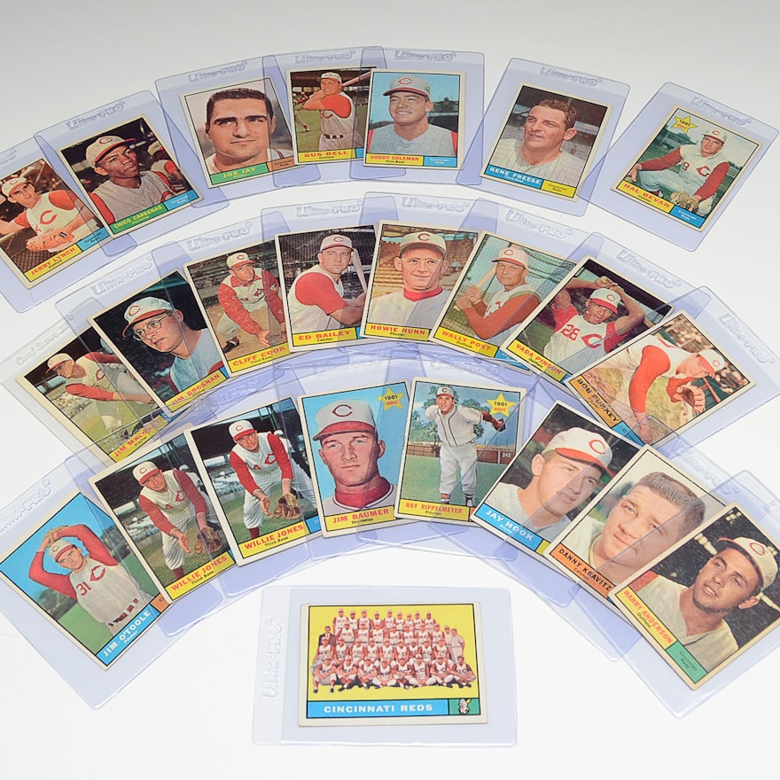 Twenty Four 1961 Reds Player Topps Baseball Cards