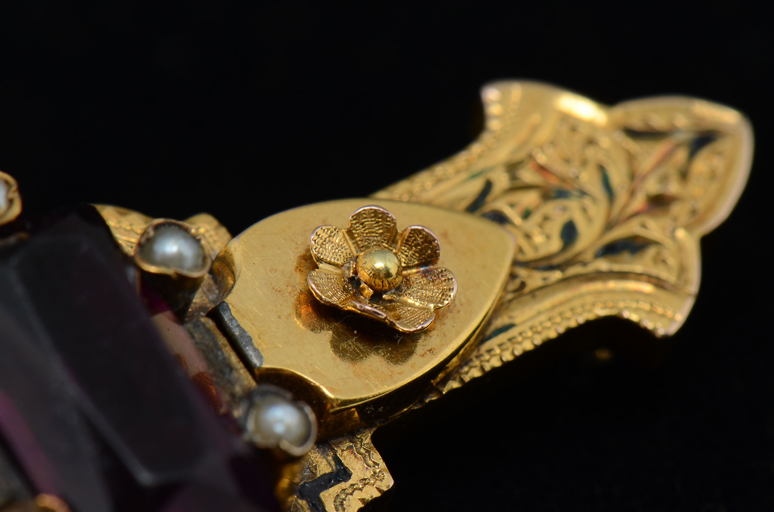 Victorian 10K Gold Filled Etruscan Revival Brooch