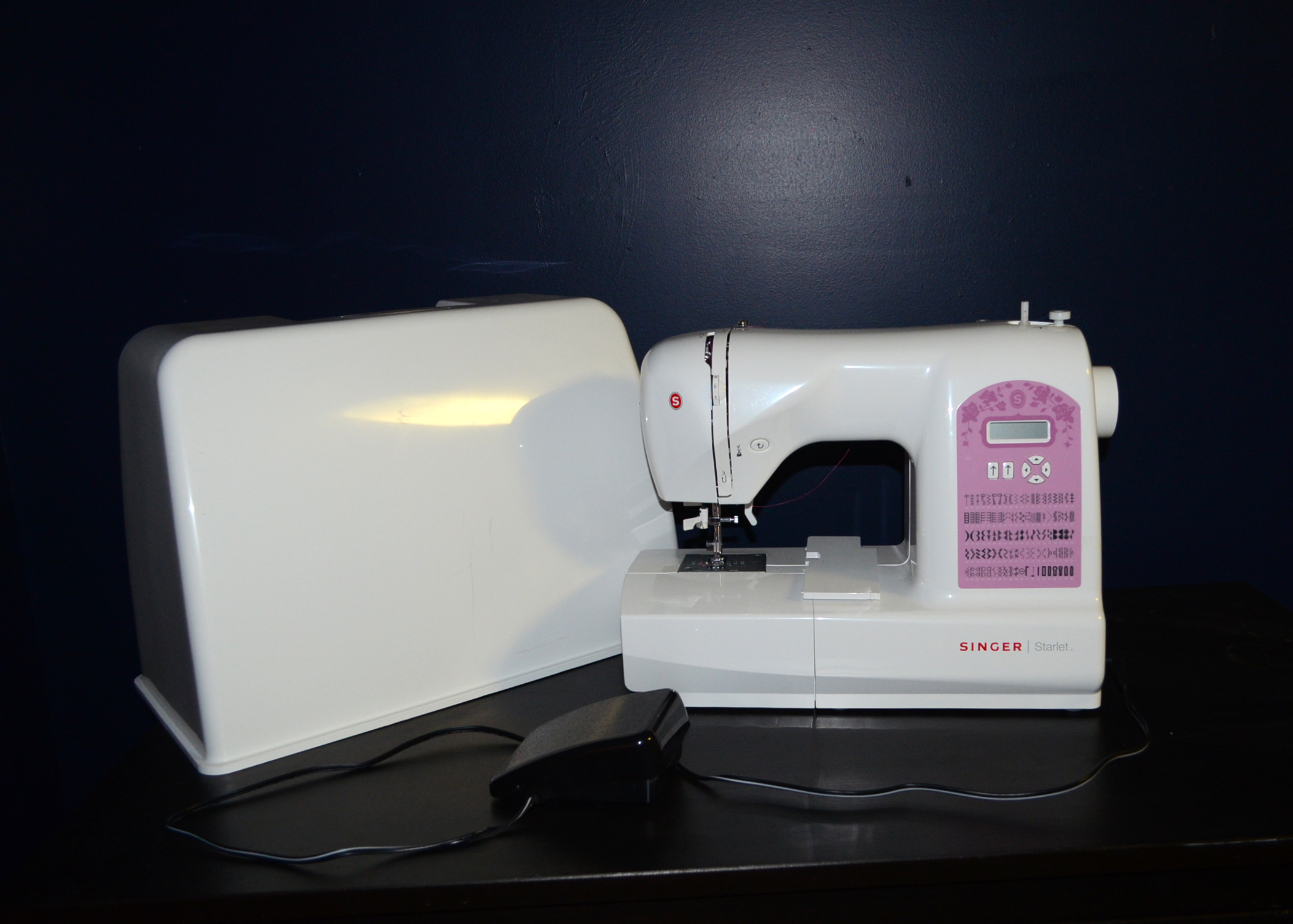 Singer Starlet 6699 Sewing Machine