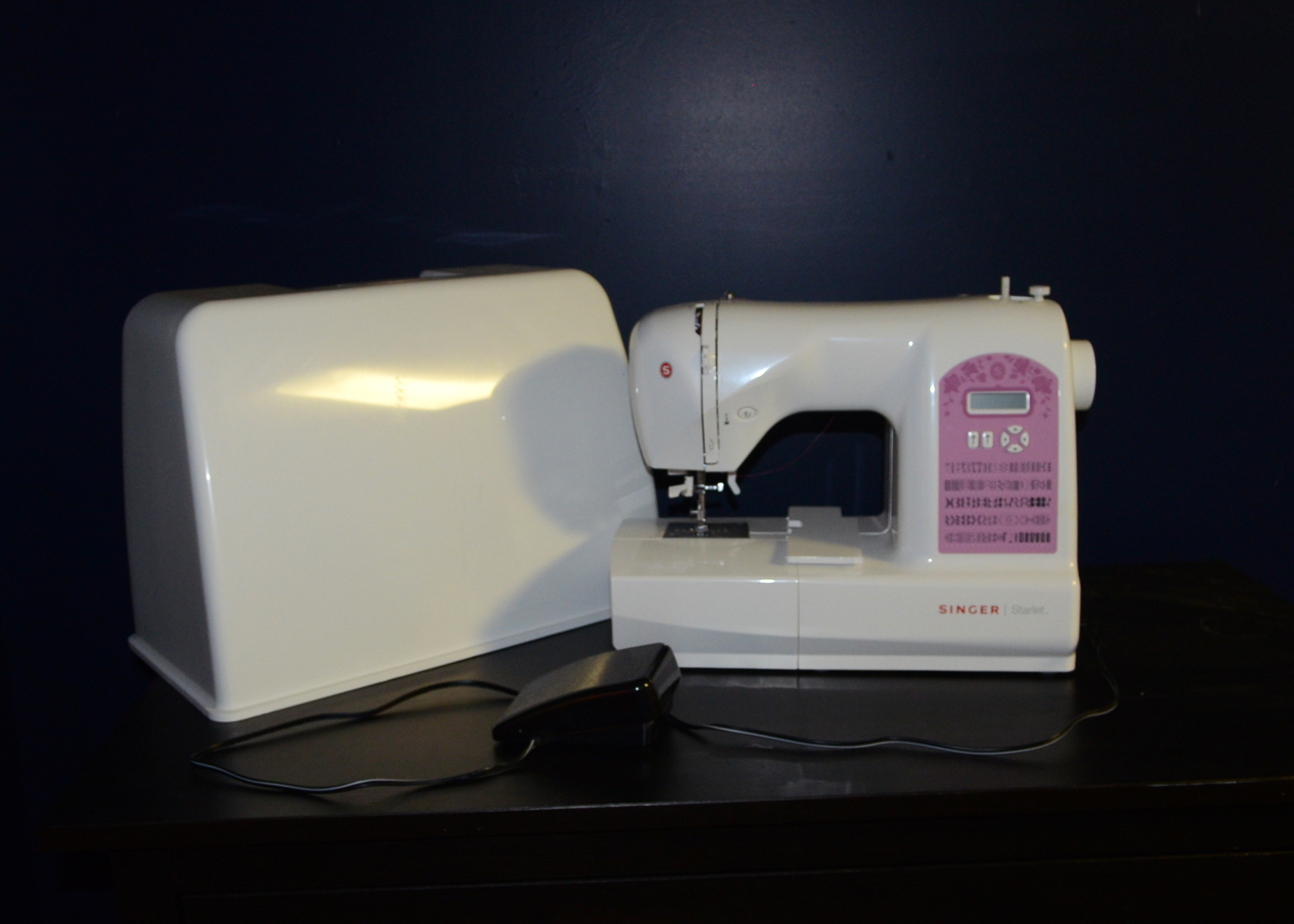 Singer Starlet 6699 Sewing Machine