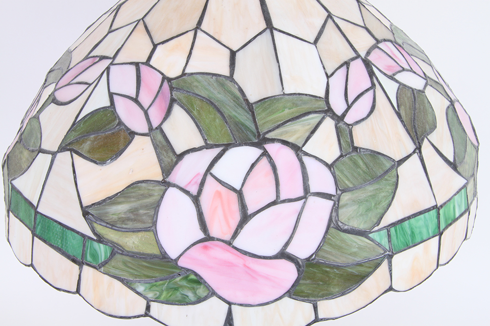 Tiffany Style Table Lamp