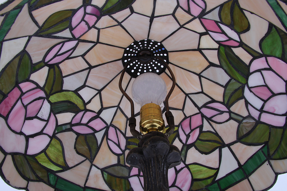 Tiffany Style Table Lamp
