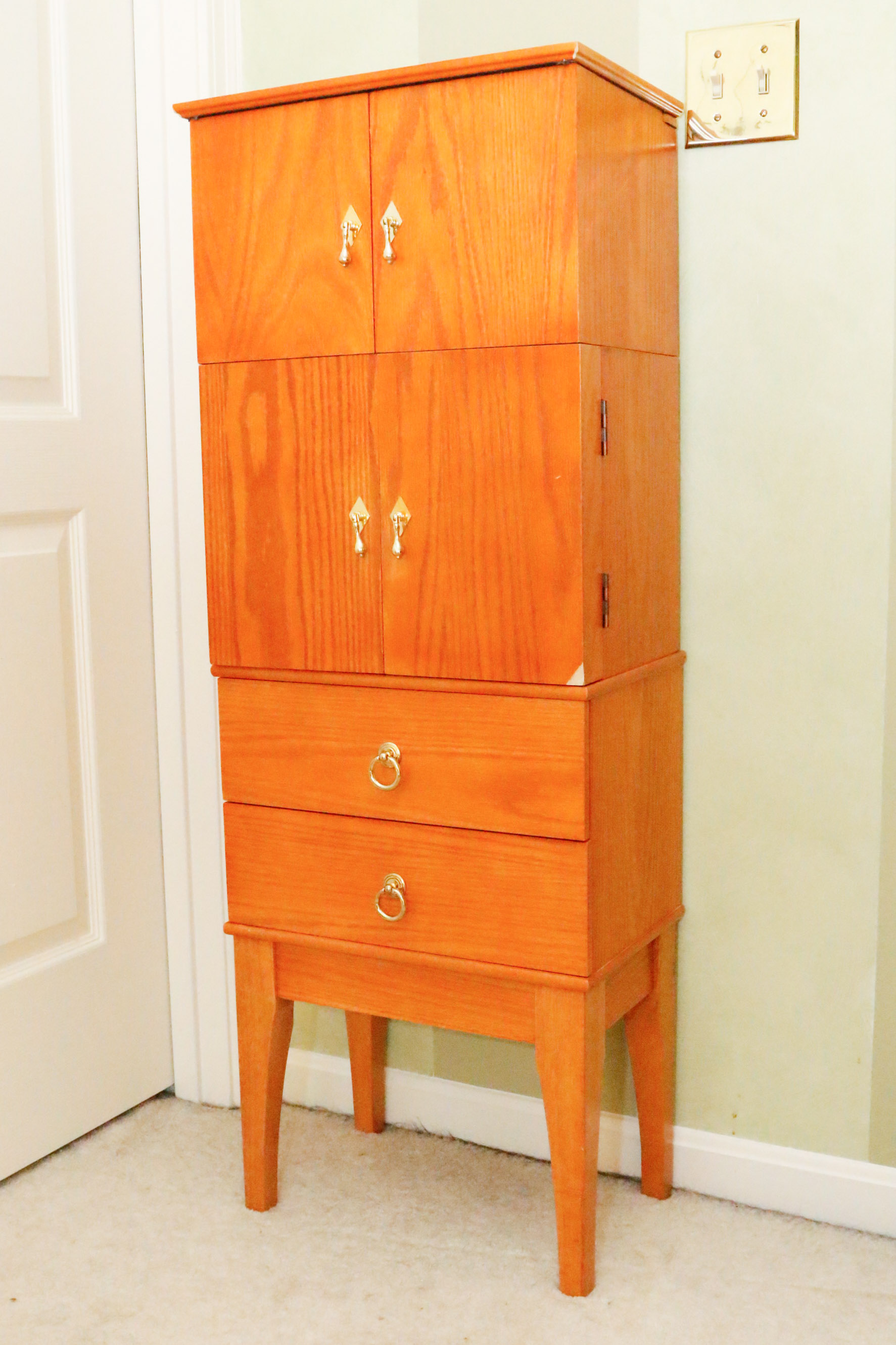 Lori Greiner "For Your Ease Only" Jewelry Armoire