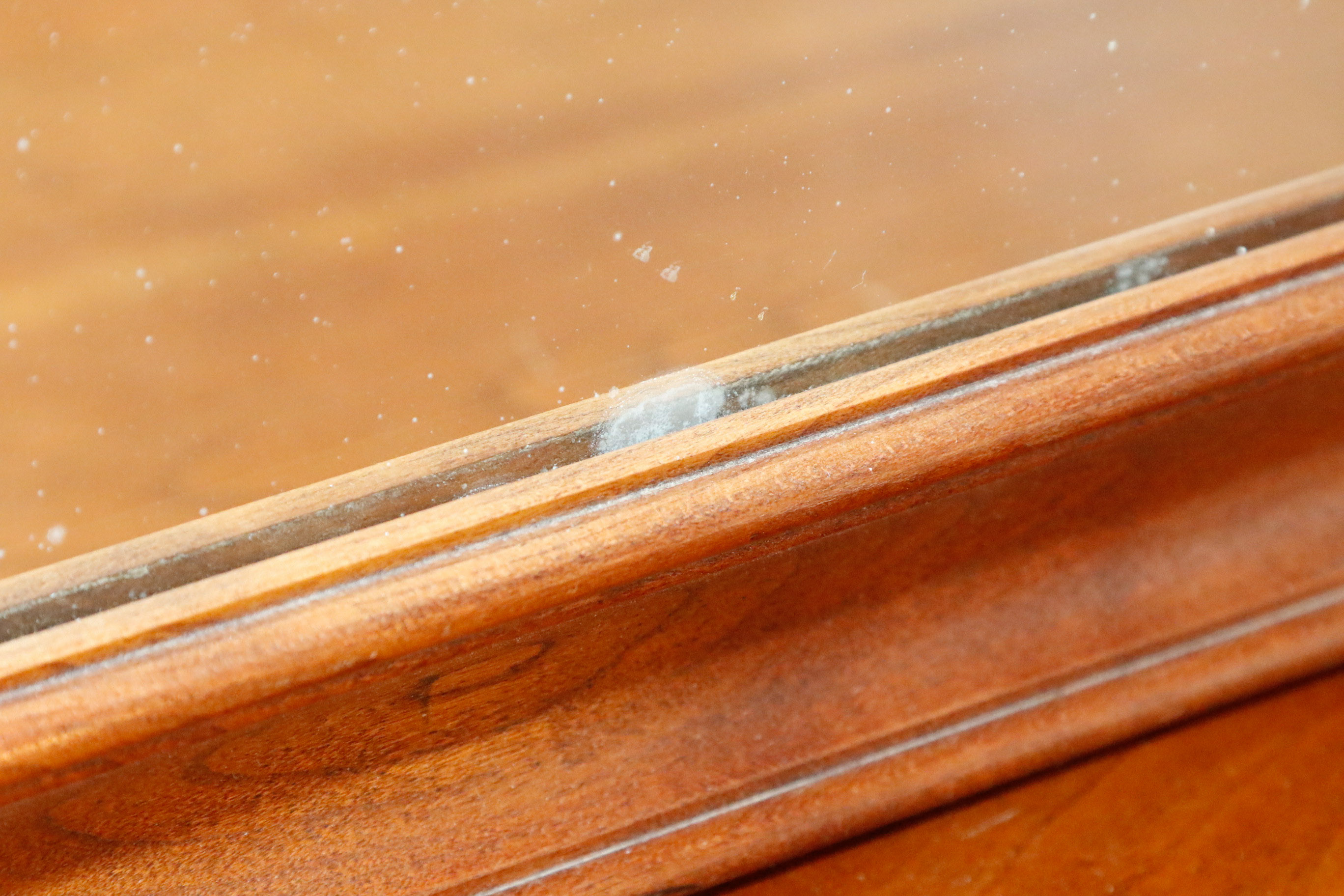 Stickley Cherry Valley Dresser With Mirror