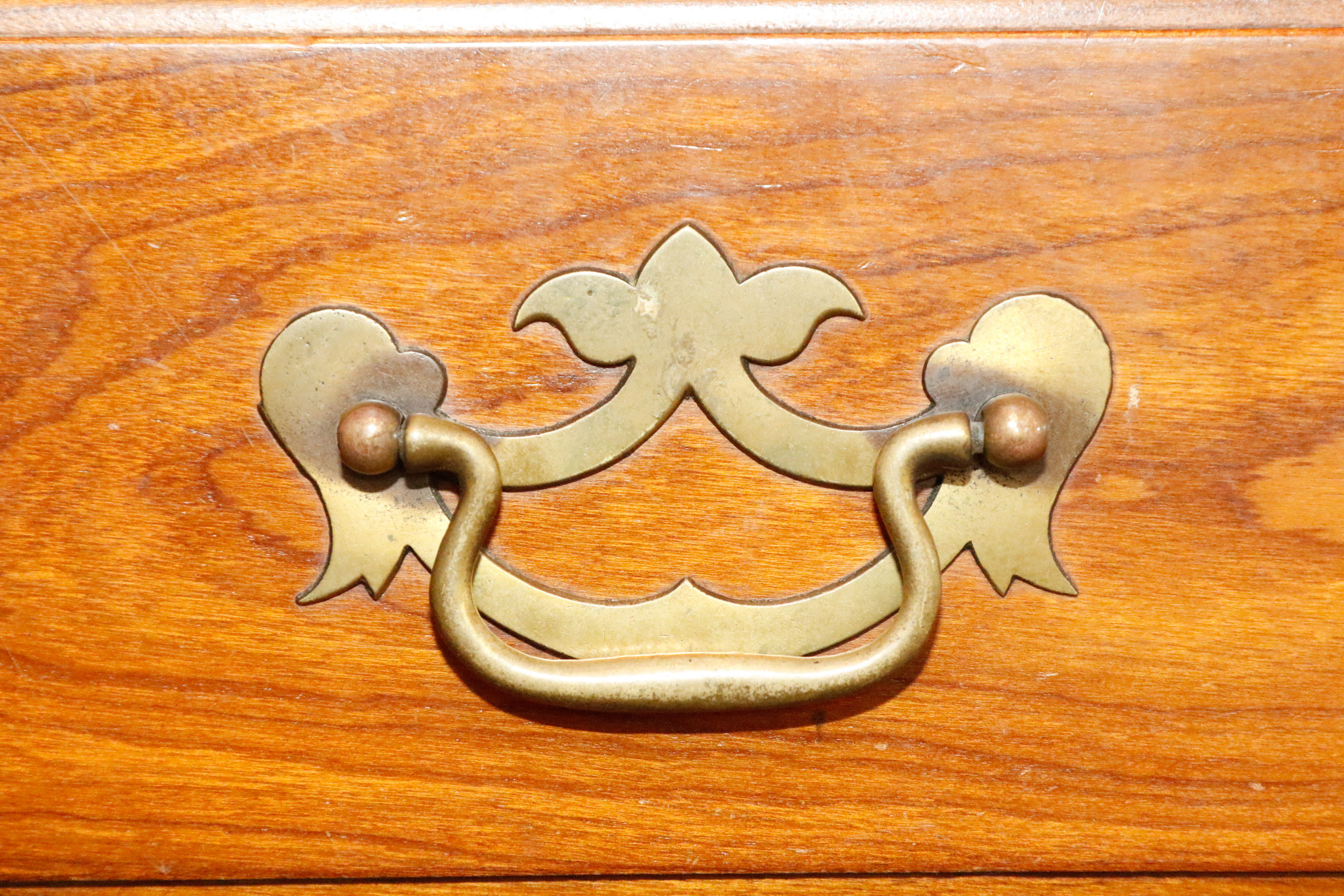 Stickley Cherry Valley Dresser With Mirror