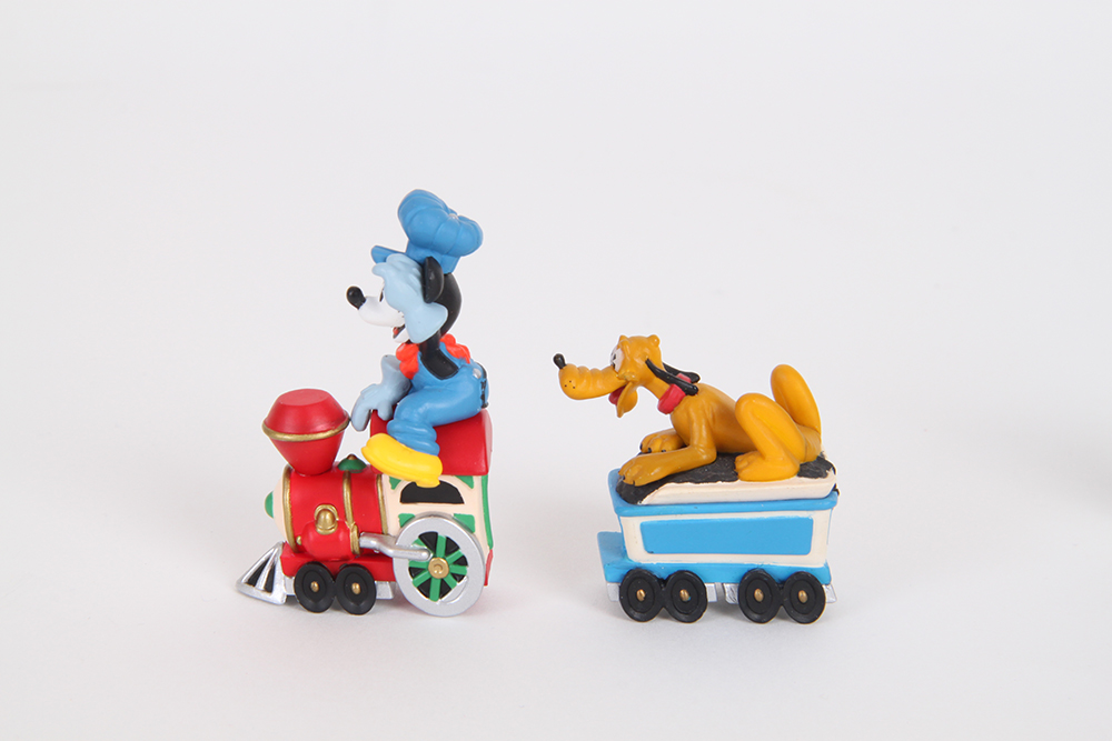 Merry Miniatures a Collection of Charm