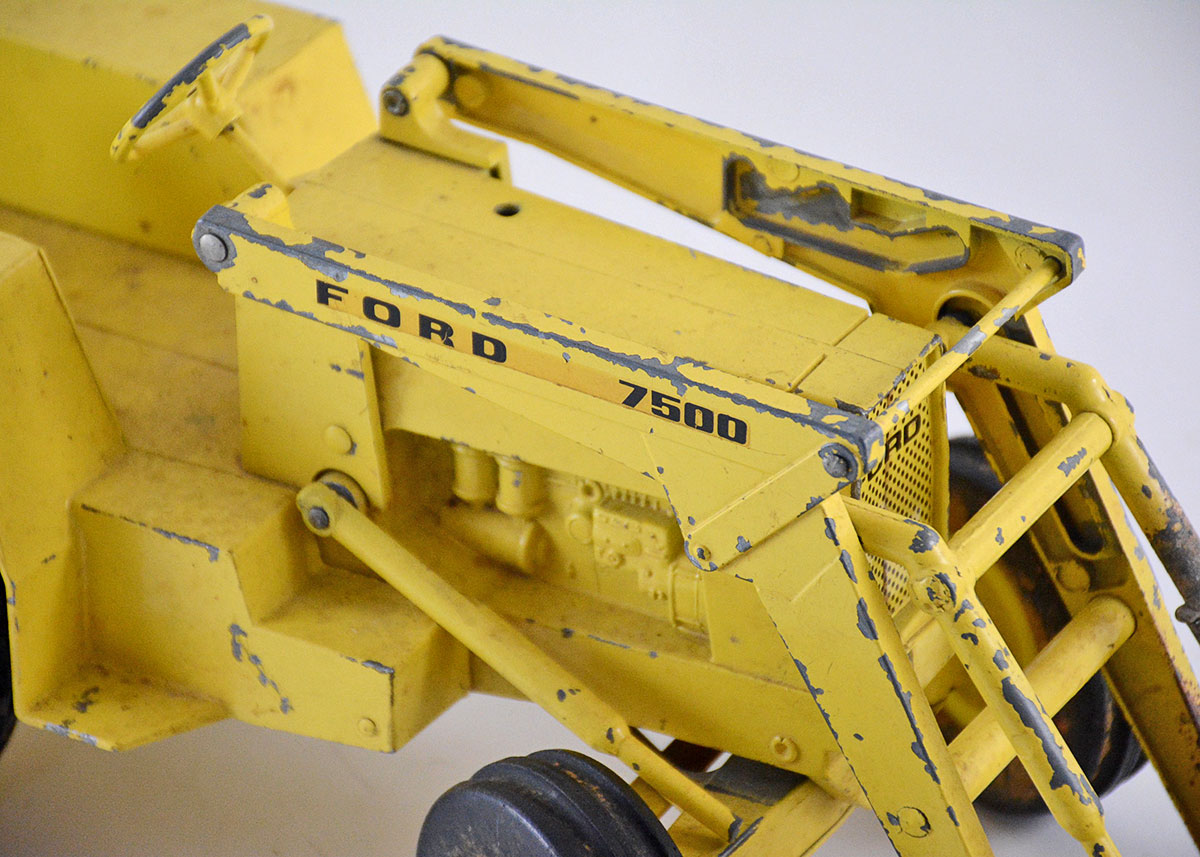 1973 Vintage Ertl Ford 7500 Tractor