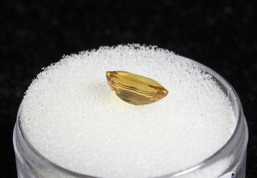 Oval Cut Golden Sapphire Stone