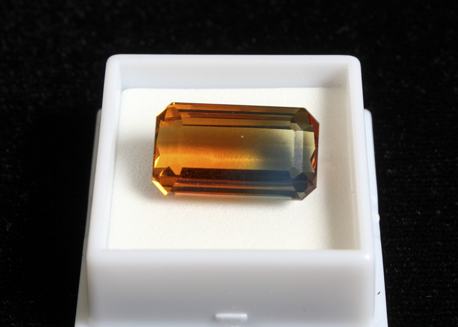 Two-Tone Emerald-Cut Quartz Stone
