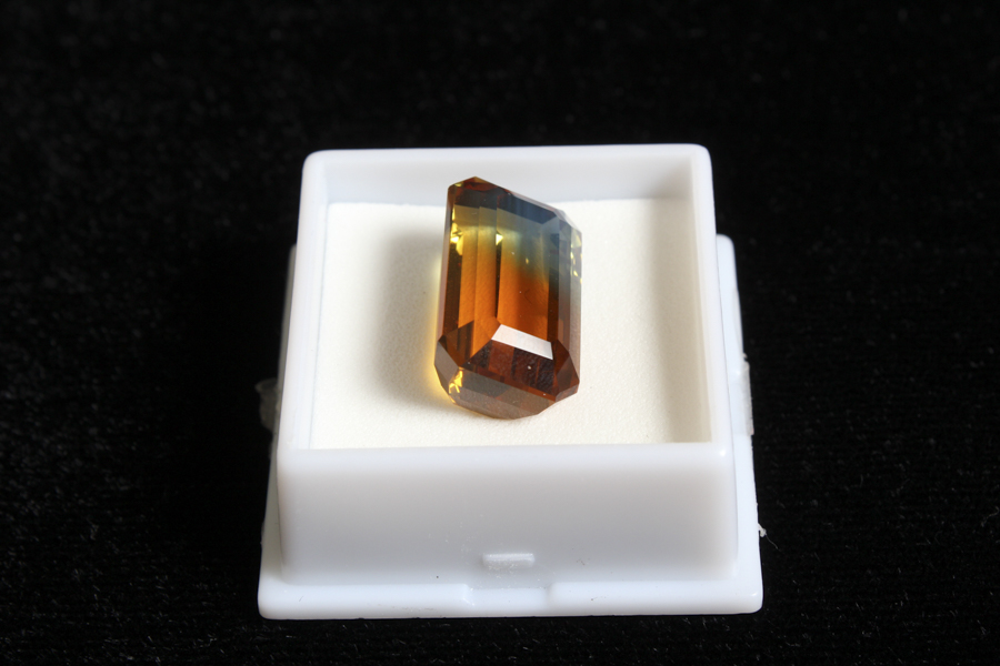 Two-Tone Emerald-Cut Quartz Stone