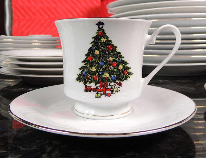 Fine Christmas China Sea Gull Jian Shiang