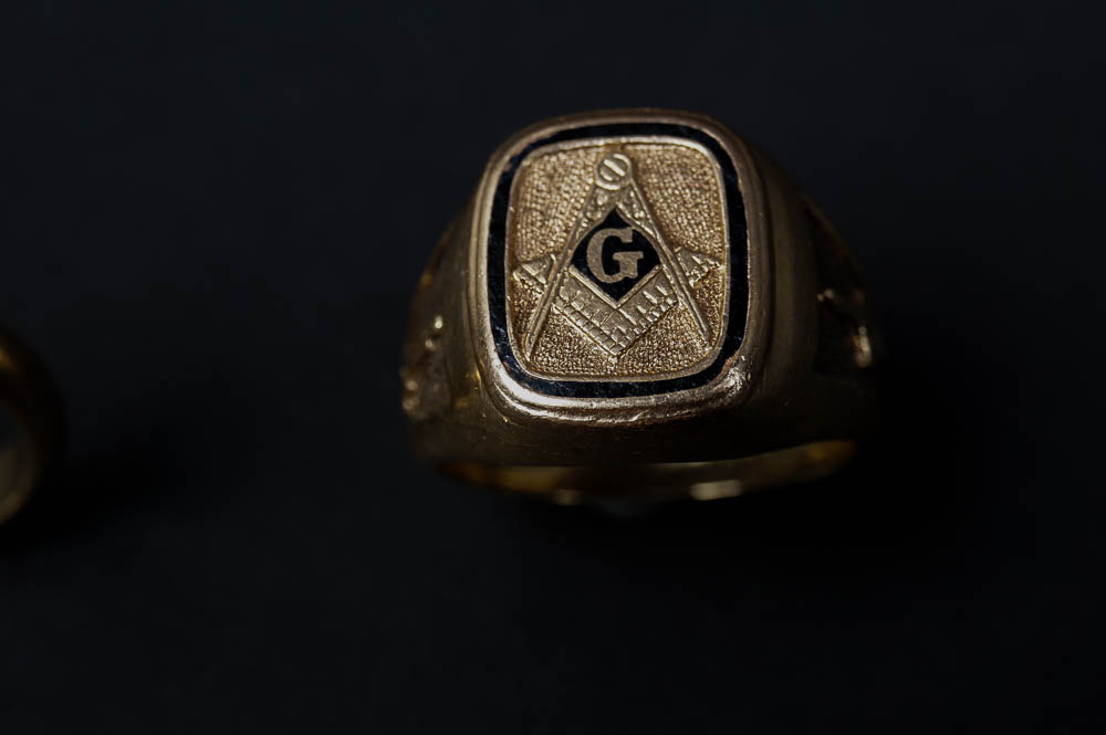 Men's Gold Rings