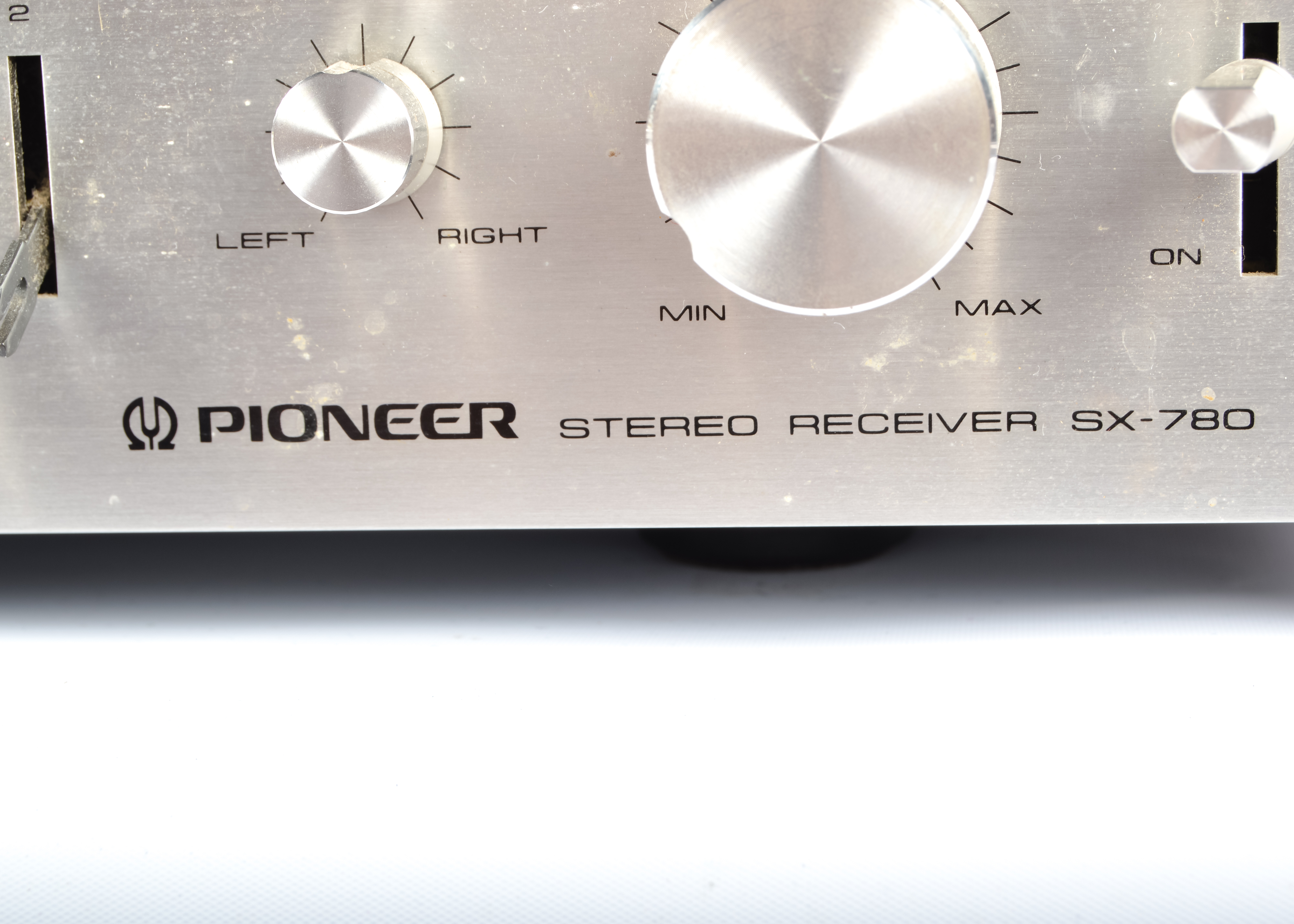 Pioneer SX-780 AM/FM Stereo Receiver
