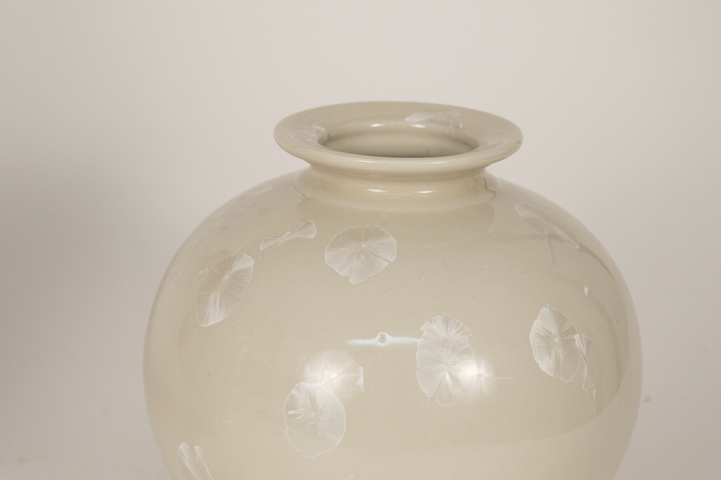 Pair of Cream Home Decor