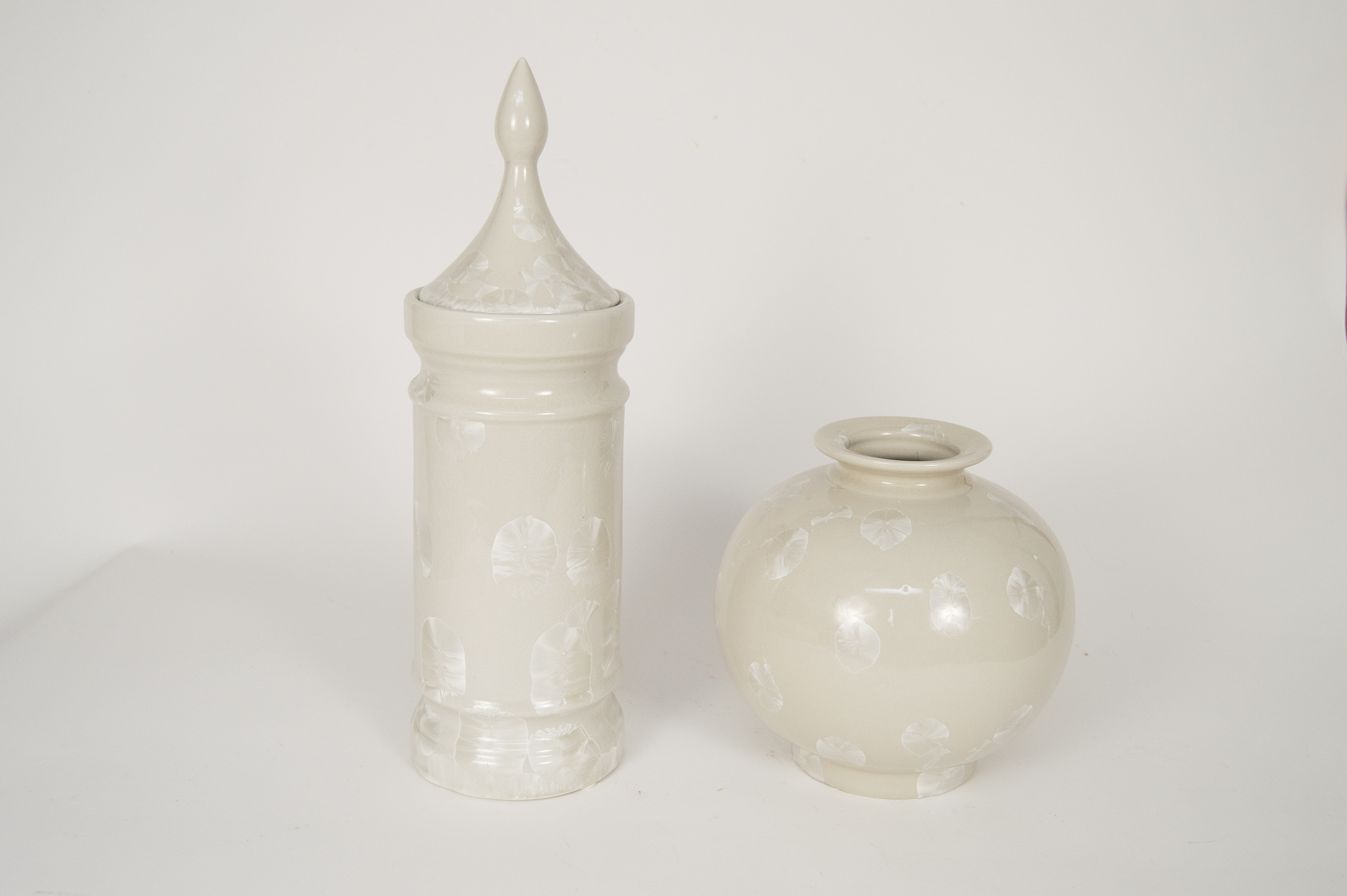 Pair of Cream Home Decor