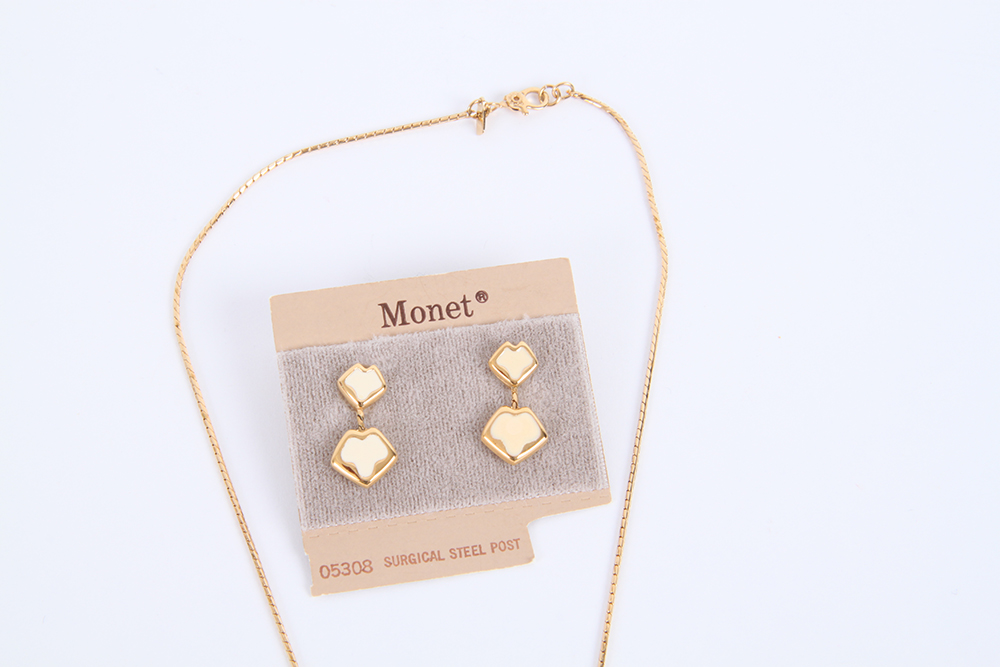 Selection of Jewelry Sets