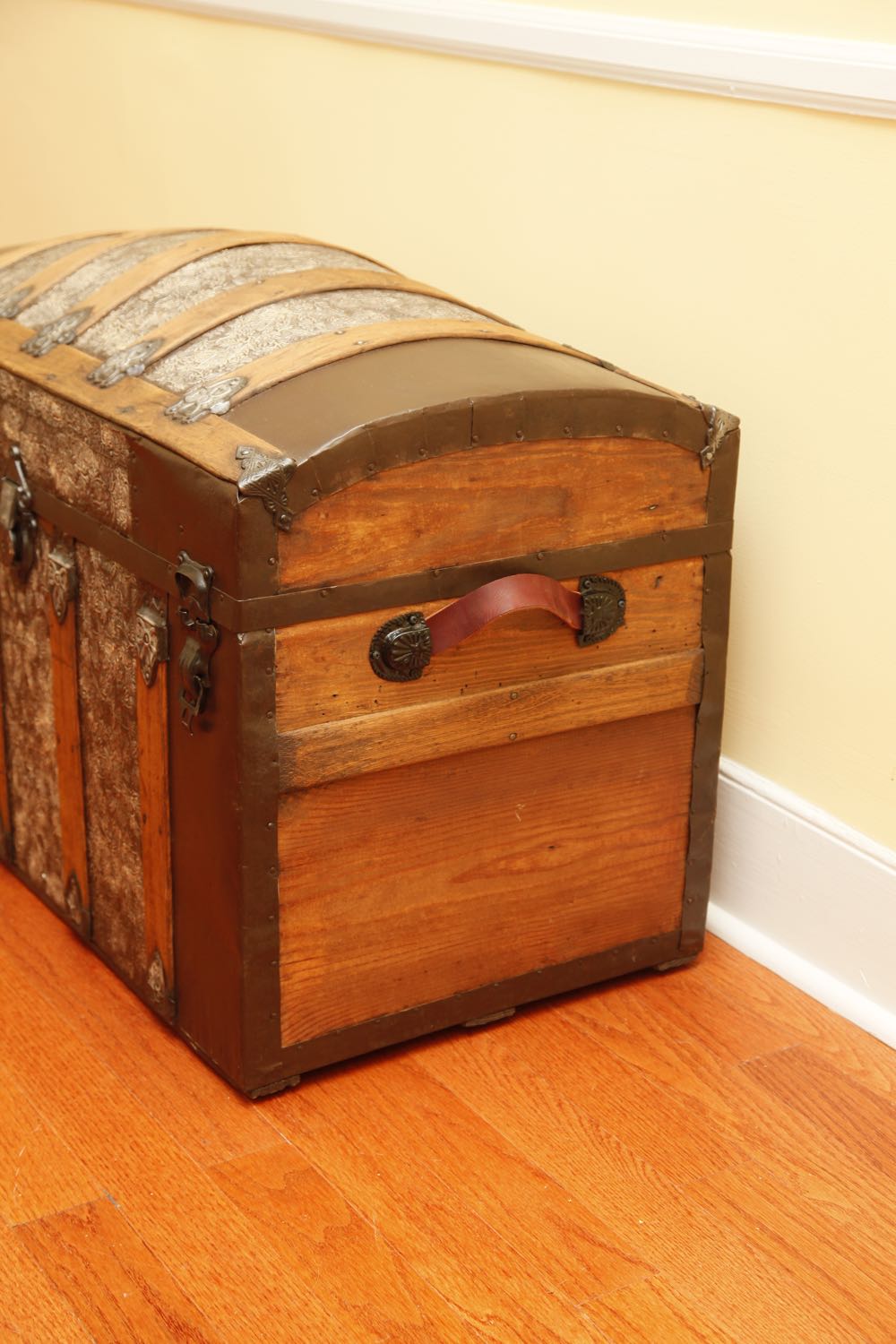 Vintage Steamer Trunk