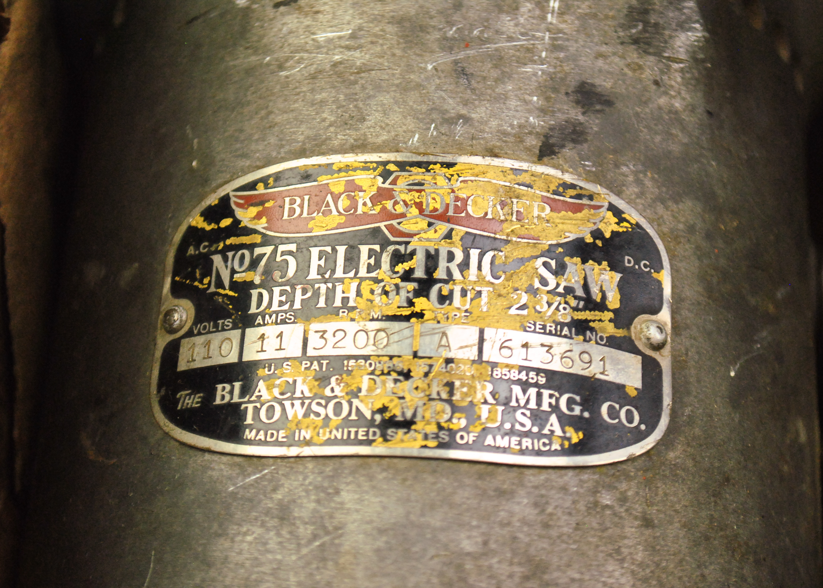 Vintage Black & Decker Electric Circular Saw With Carrying Case