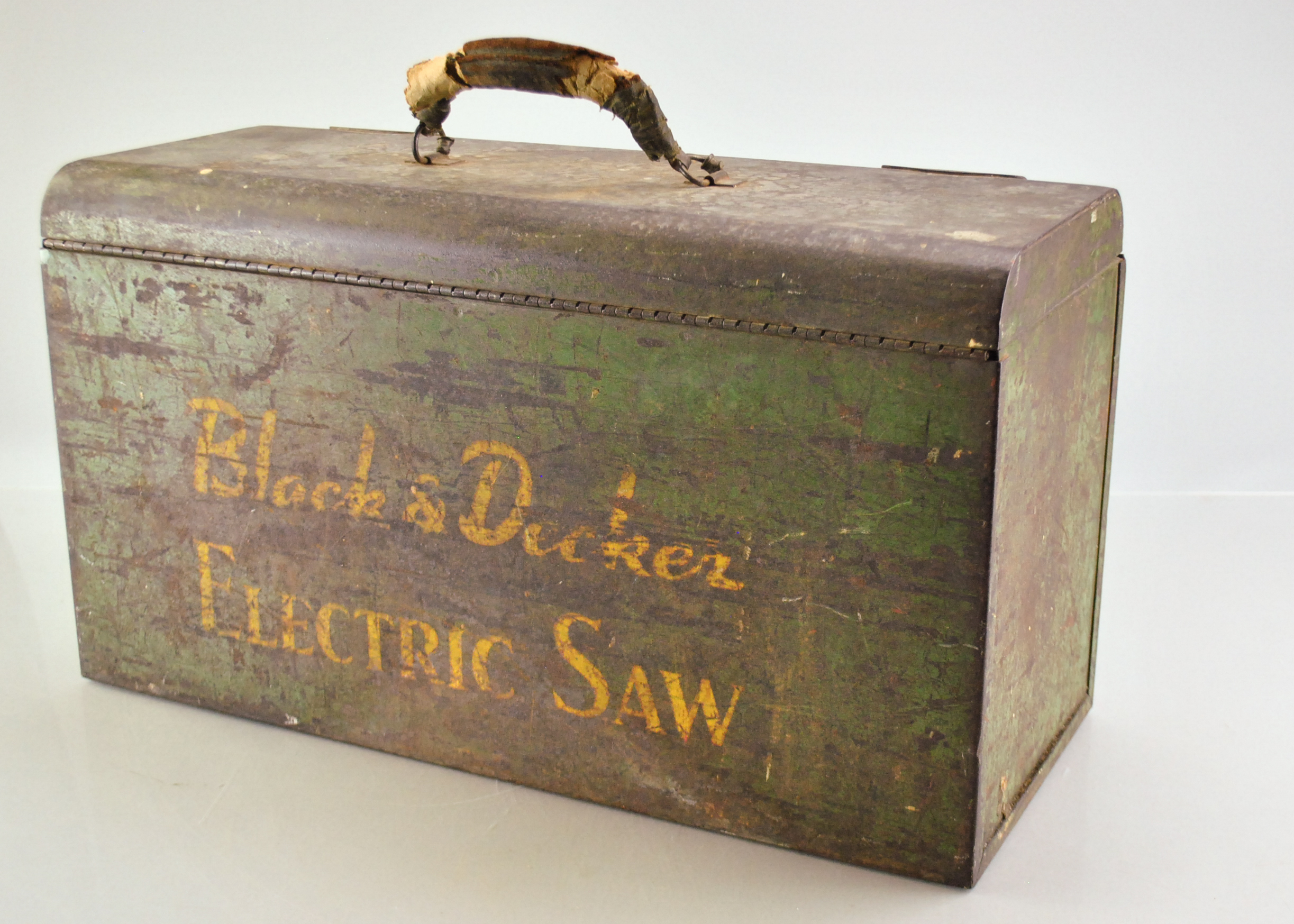 Vintage Black & Decker Electric Circular Saw With Carrying Case