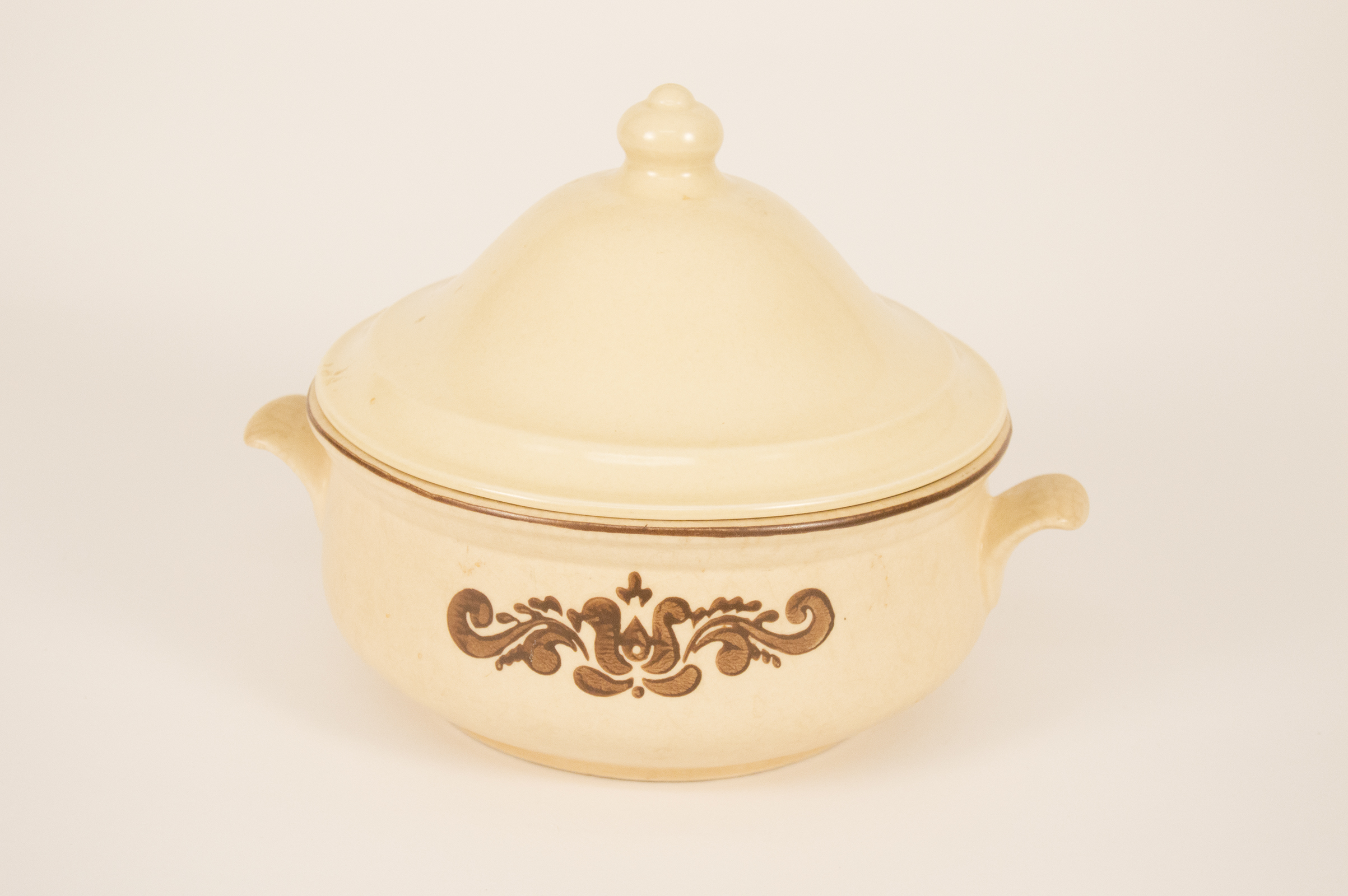 Pfaltzgraff Covered Bowls