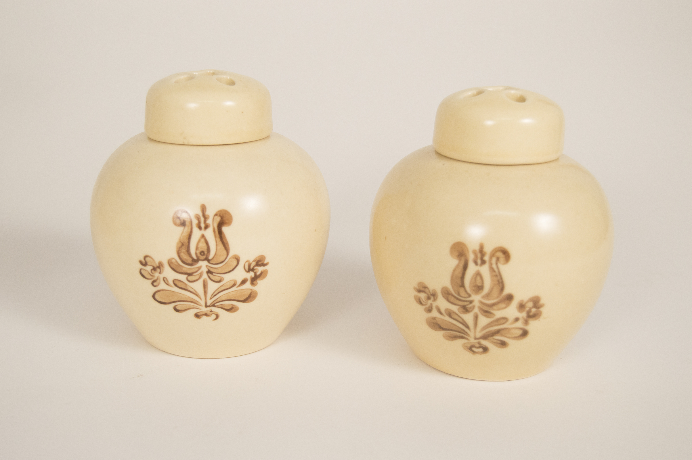 Pfaltzgraff Assortment of Tablewares